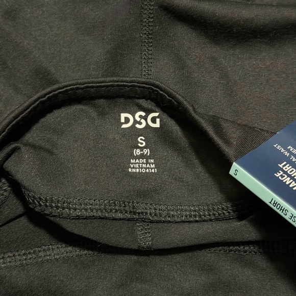 NWT DSG Black Spandex Shorts Size Small - Picture 3 of 3